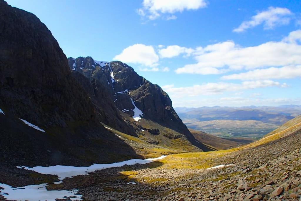 Wild Nurture Eco Luxury Offgrid Log Cabin Fort William Exteriér fotografie